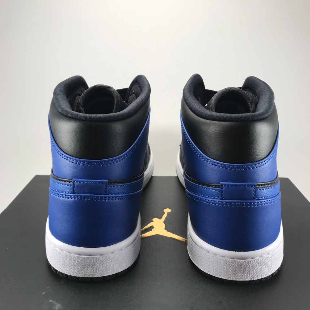 SOLD Jordan 1 Mid ‘Hyper Royal’ - Picture 5 of 8